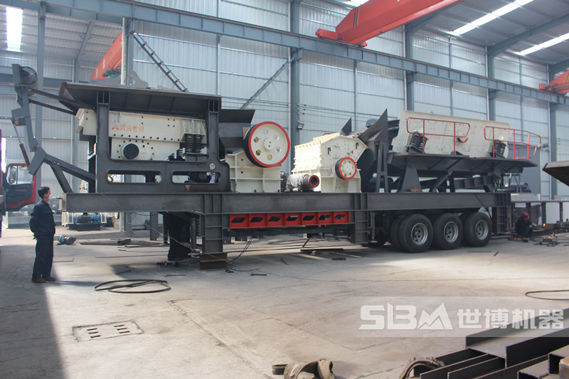 多機(jī)組合移動(dòng)破碎機(jī)