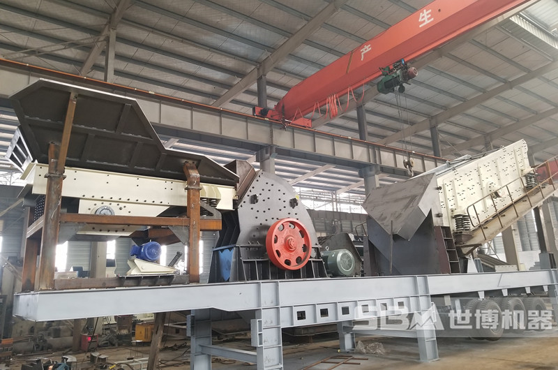 移動(dòng)矸石粉碎機(jī)，重錘式移動(dòng)破碎機(jī)