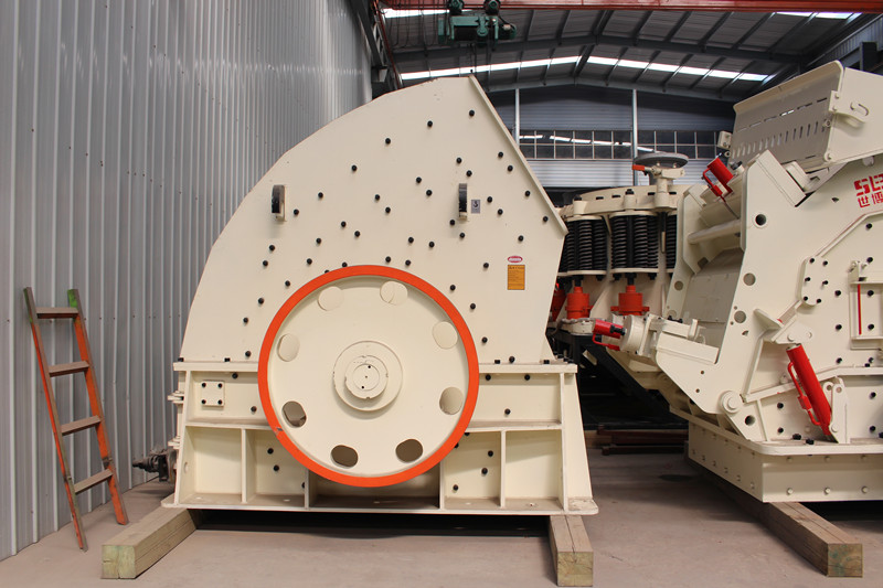 重錘式破碎機(jī)，大型煤矸石破碎機(jī)