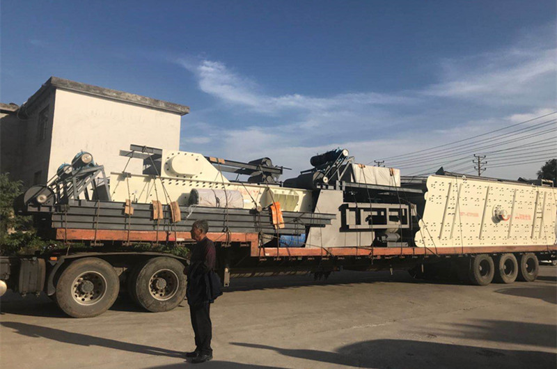 石料給料機(jī)、振動篩設(shè)備發(fā)貨