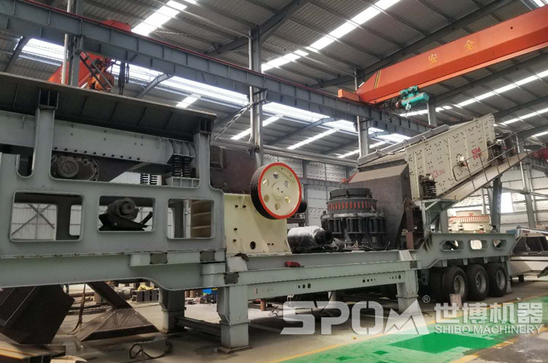 出廠前移動(dòng)破碎機(jī)的組裝安裝