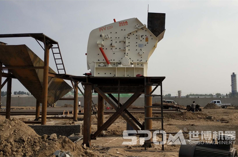 反擊式破碎機(jī)，能破碎二十公分石英石