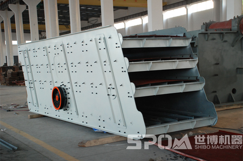 篩分12碎石用的振動篩，多層篩網(wǎng)