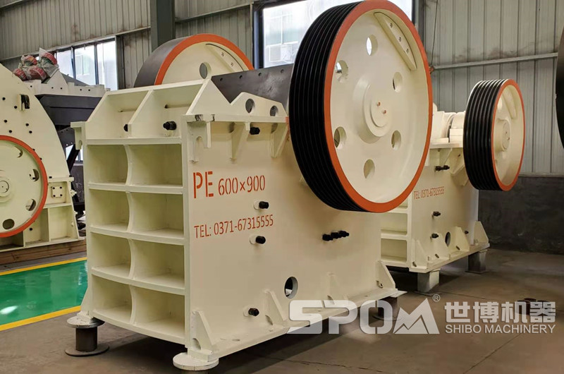PE顎破碎石機(jī)，PE600x900鄂破機(jī)